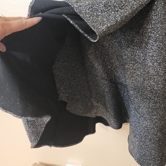 ECI New York womens Giltter Metalic Dress W/ Sleeve and Buttom Flutter Hem - Picture 5 of 9